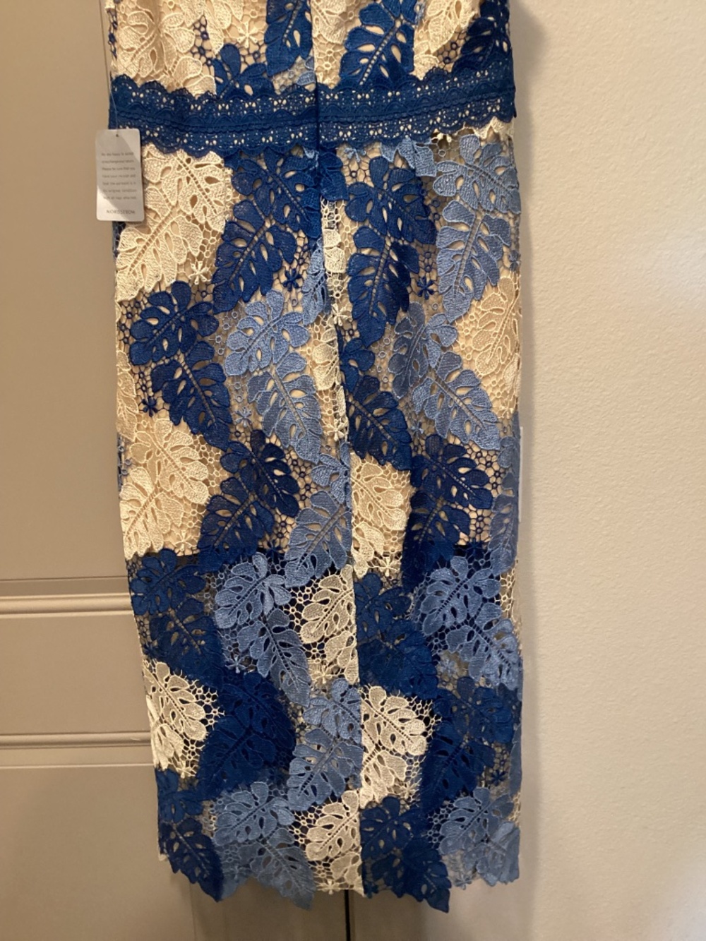 Adelyn Rae Adeline Palm Lace Midi Dress, size XL - Picture 8 of 12